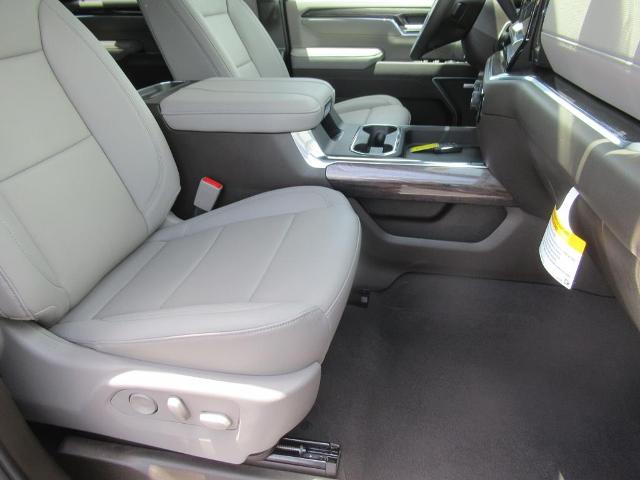 2025 Chevrolet Silverado 2500 HD Vehicle Photo in LEESBURG, FL 34788-4022
