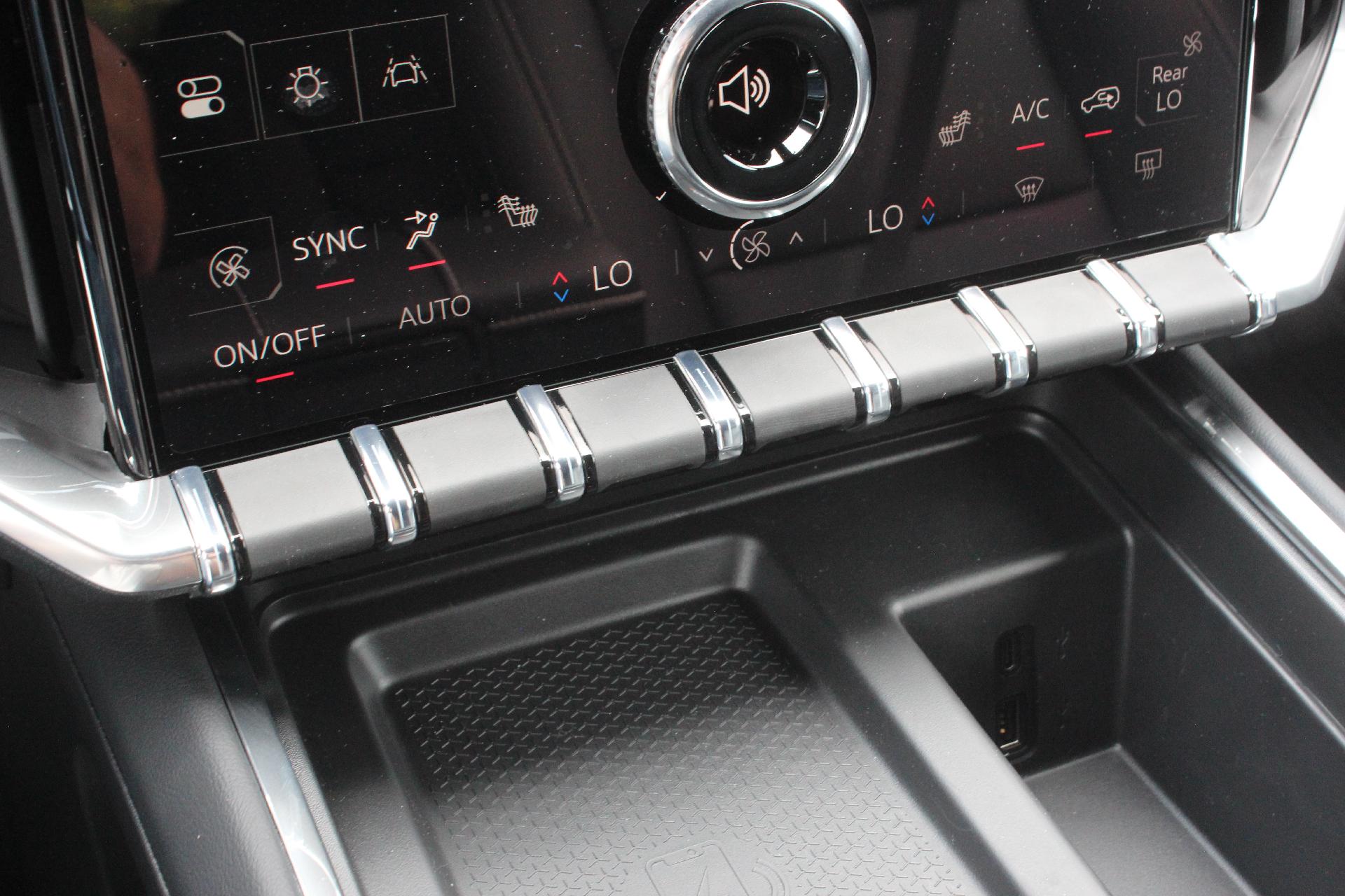 2025 GMC Acadia Vehicle Photo in AURORA, CO 80012-4011