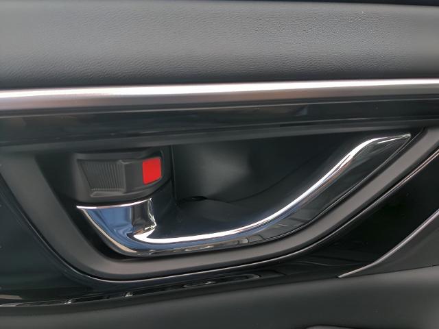 2025 Subaru Outback Vehicle Photo in Green Bay, WI 54304