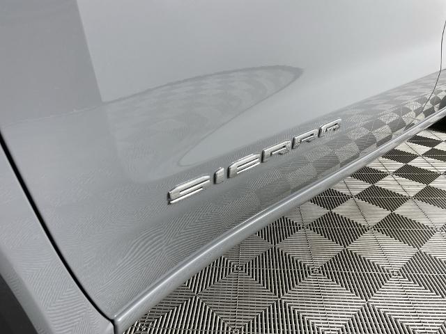 2024 GMC Sierra 1500 Vehicle Photo in GILBERT, AZ 85297-0402