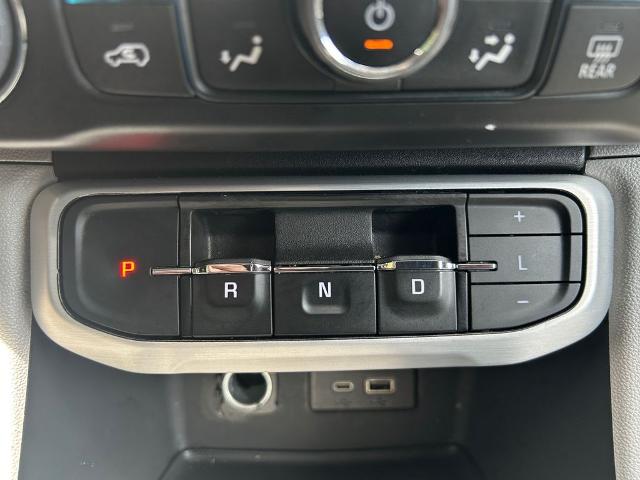2023 GMC Acadia Vehicle Photo in Statesboro, GA 30458