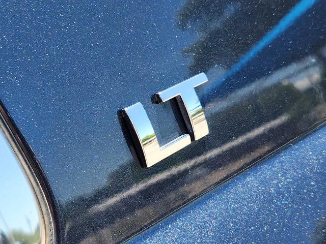 2019 Chevrolet Suburban Vehicle Photo in DENTON, TX 76210-9321