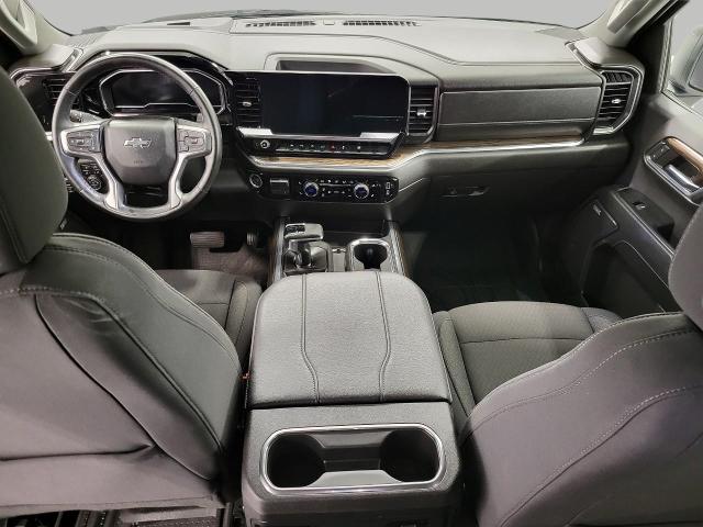 2024 Chevrolet Silverado 1500 Vehicle Photo in NEENAH, WI 54956-2243