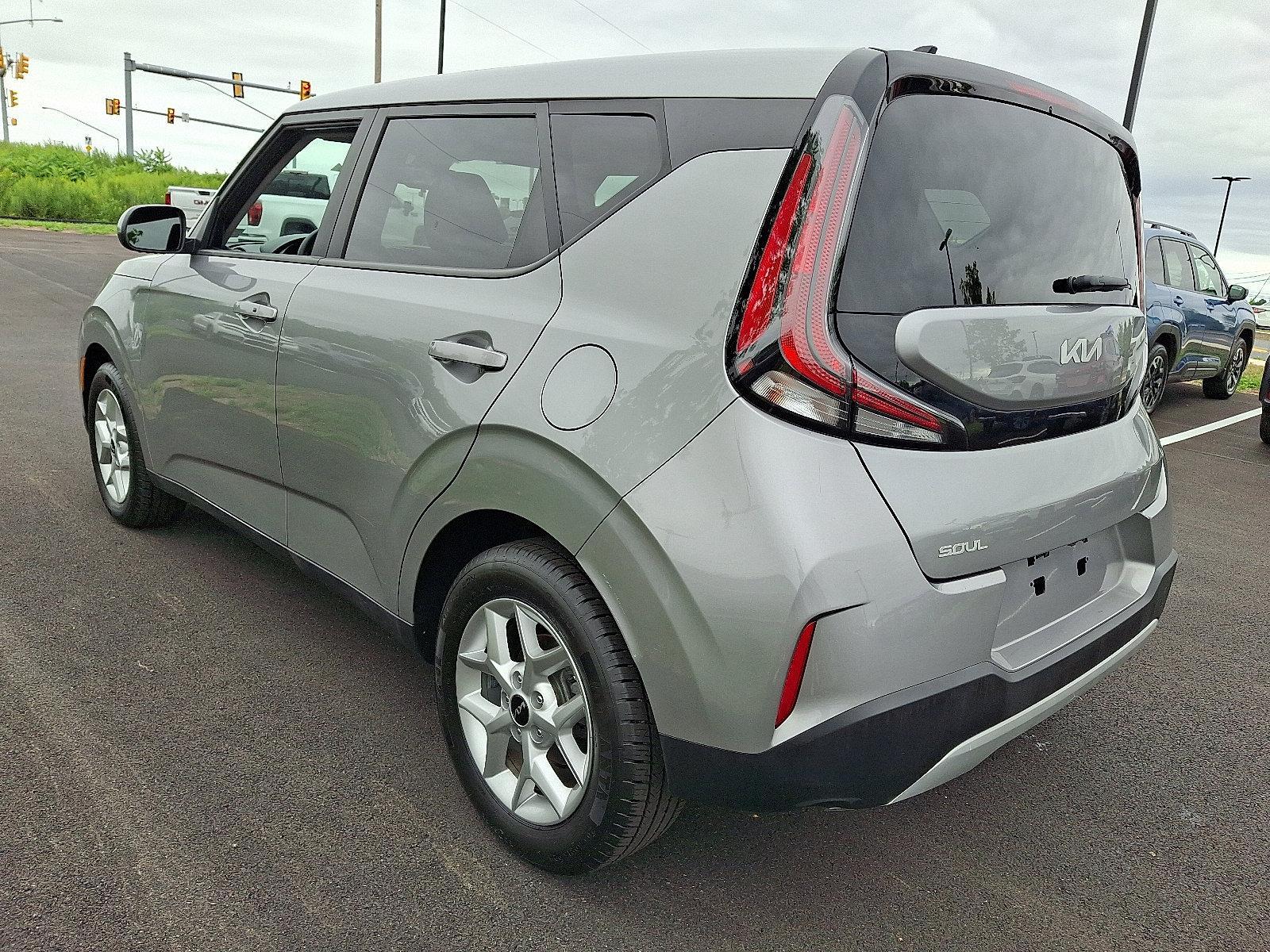 2023 Kia Soul Vehicle Photo in Easton, PA 18045