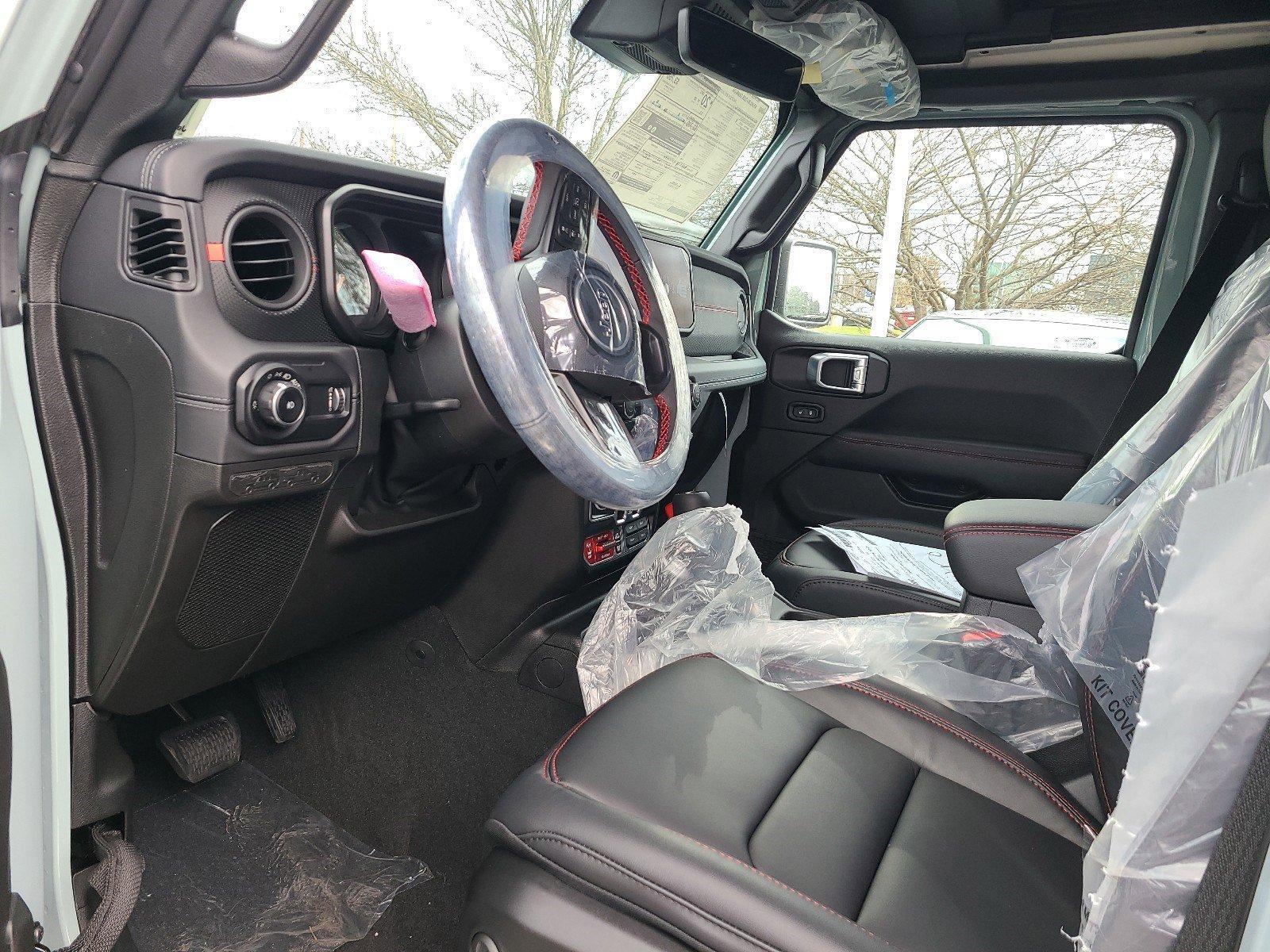 2024 Jeep Wrangler Vehicle Photo in Mechanicsburg, PA 17050-1707