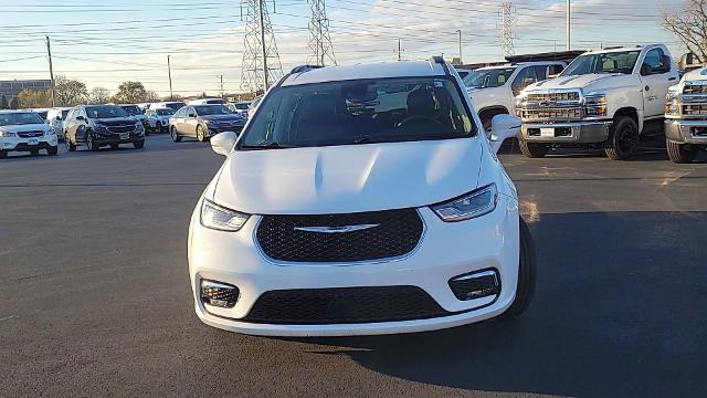 2022 Chrysler Pacifica Vehicle Photo in JOLIET, IL 60435-8135