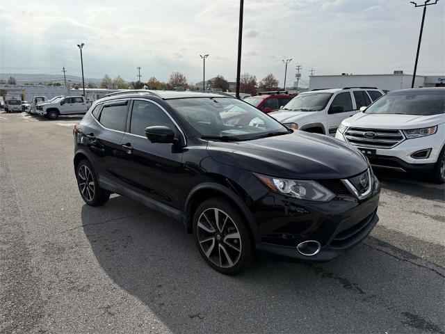 2017 Nissan Rogue Sport Vehicle Photo in ALCOA, TN 37701-3235