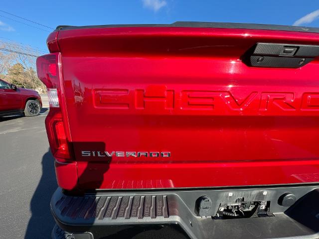 2021 Chevrolet Silverado 1500 Vehicle Photo in MASSENA, NY 13662-2255