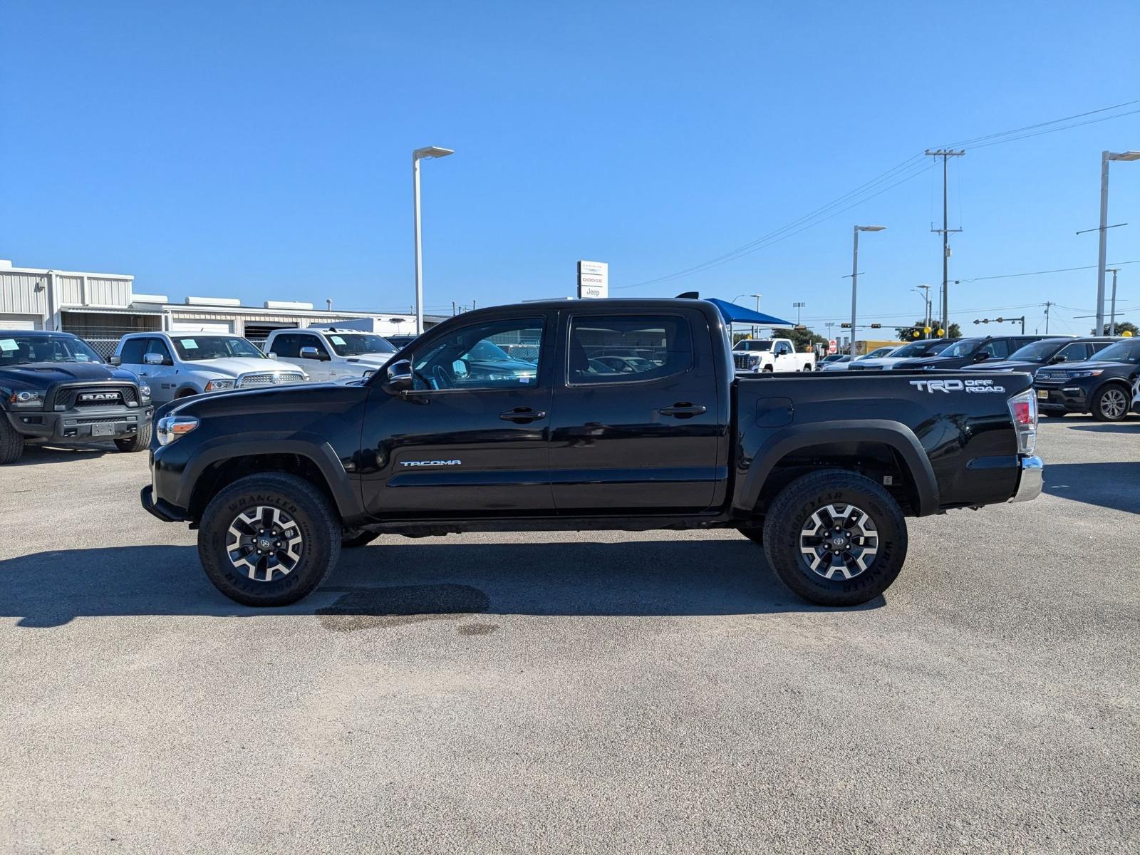 2023 Toyota Tacoma 2WD Vehicle Photo in Seguin, TX 78155