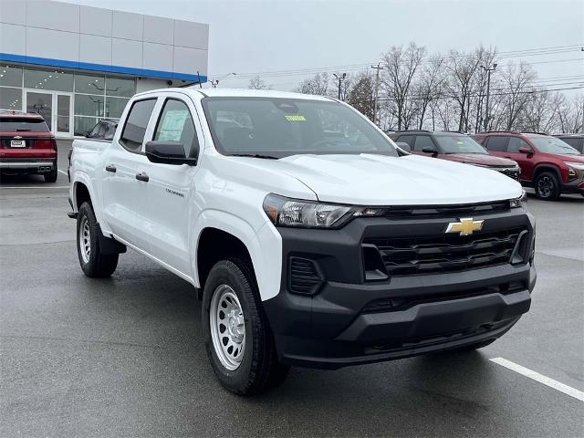 2024 Chevrolet Colorado Vehicle Photo in ALCOA, TN 37701-3235