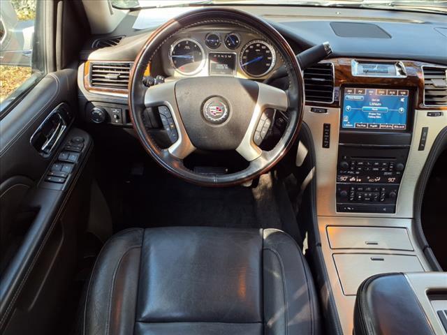 2012 Cadillac Escalade ESV Vehicle Photo in SAN ANTONIO, TX 78230-1001