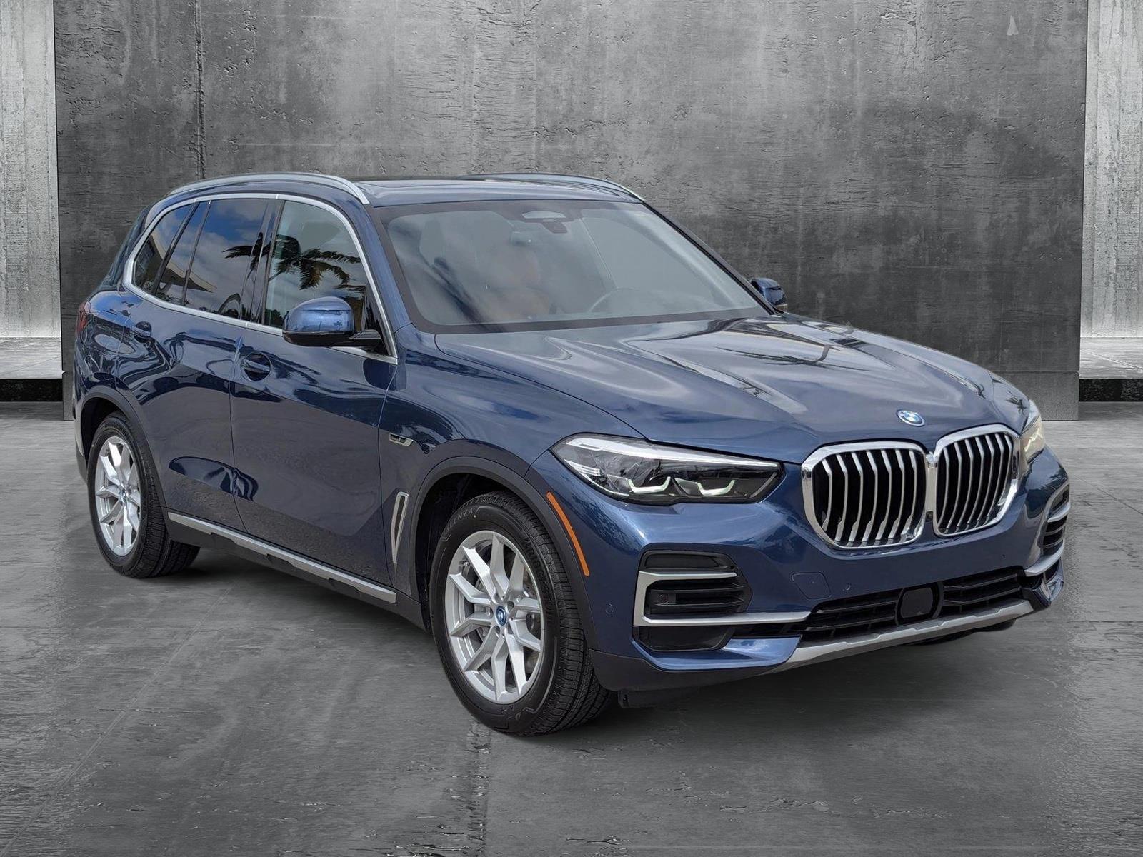 2022 BMW X5 xDrive45e Vehicle Photo in Delray Beach, FL 33444