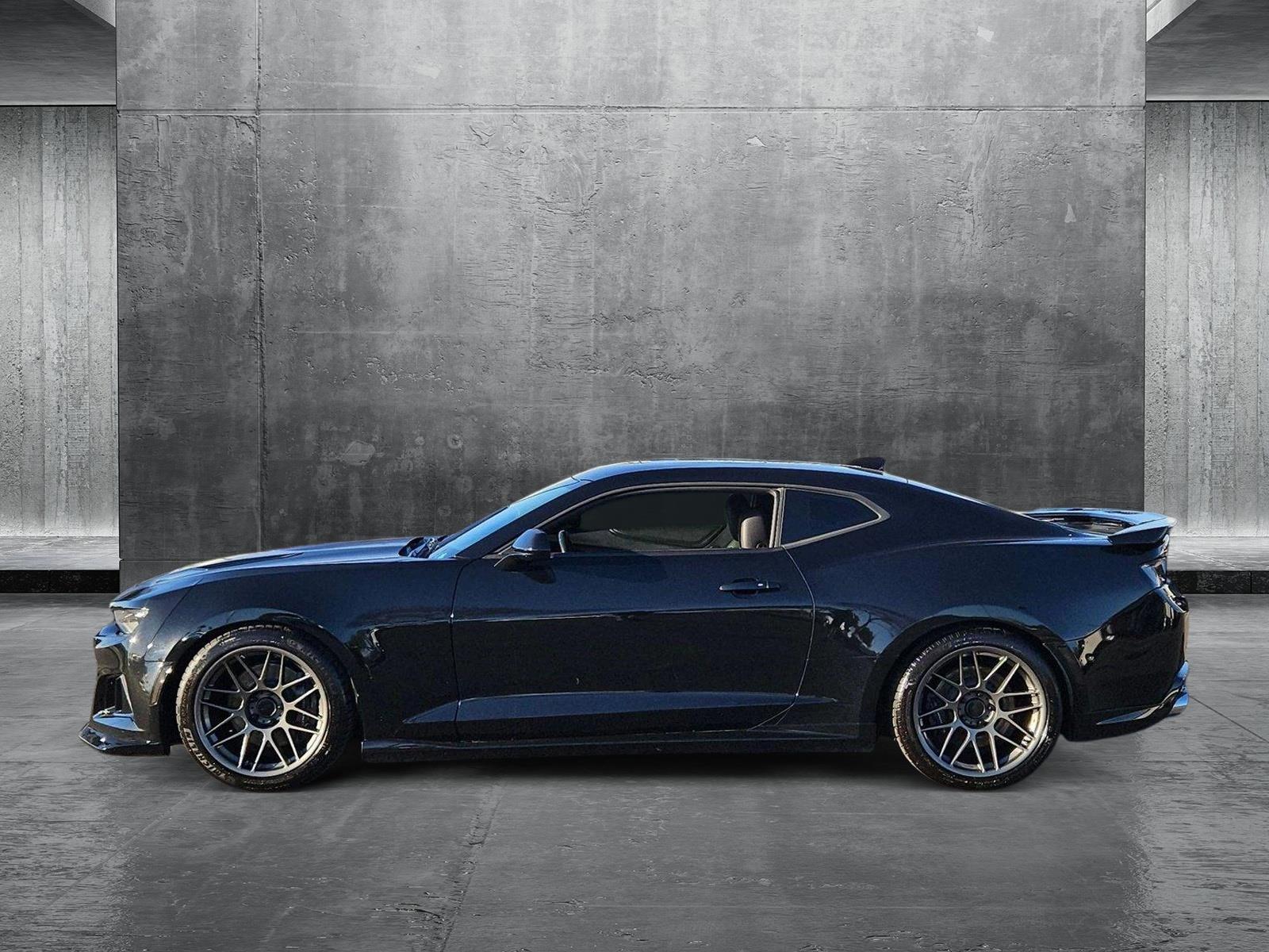 2018 Chevrolet Camaro Vehicle Photo in MESA, AZ 85206-4395