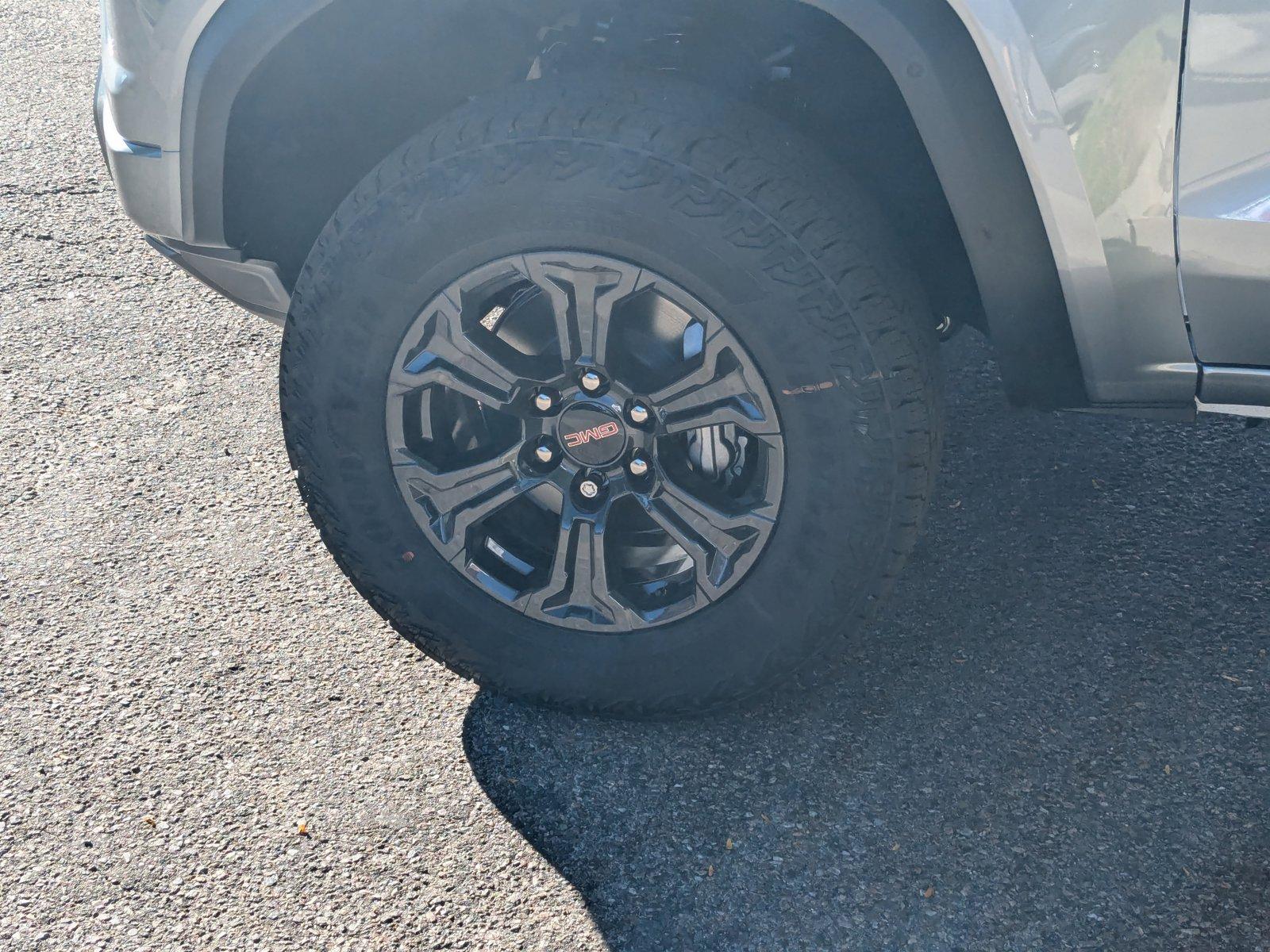 2024 GMC Canyon Vehicle Photo in LONE TREE, CO 80124-2750