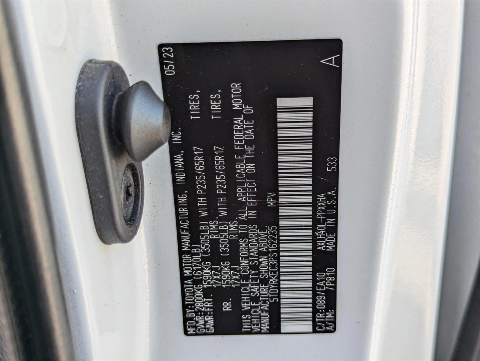 2023 Toyota Sienna Vehicle Photo in Ft. Myers, FL 33907