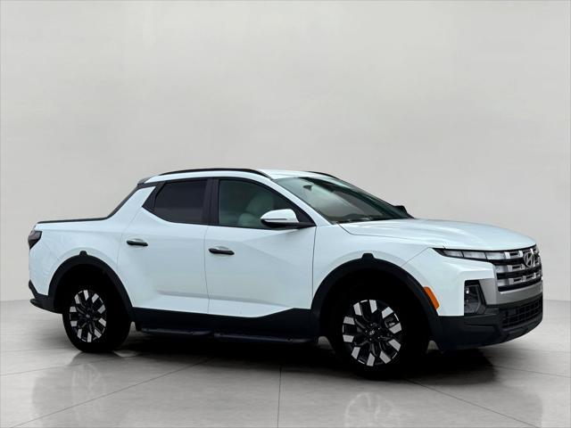 2025 Hyundai SANTA CRUZ Vehicle Photo in Green Bay, WI 54304