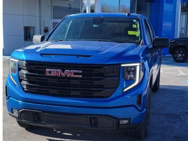 2022 GMC Sierra 1500 Vehicle Photo in GARDNER, MA 01440-3110