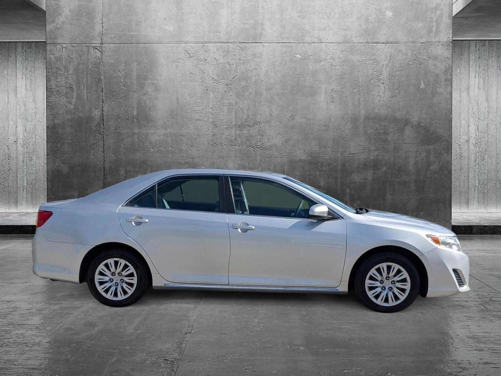 2013 Toyota Camry Vehicle Photo in PEMBROKE PINES, FL 33024-6534