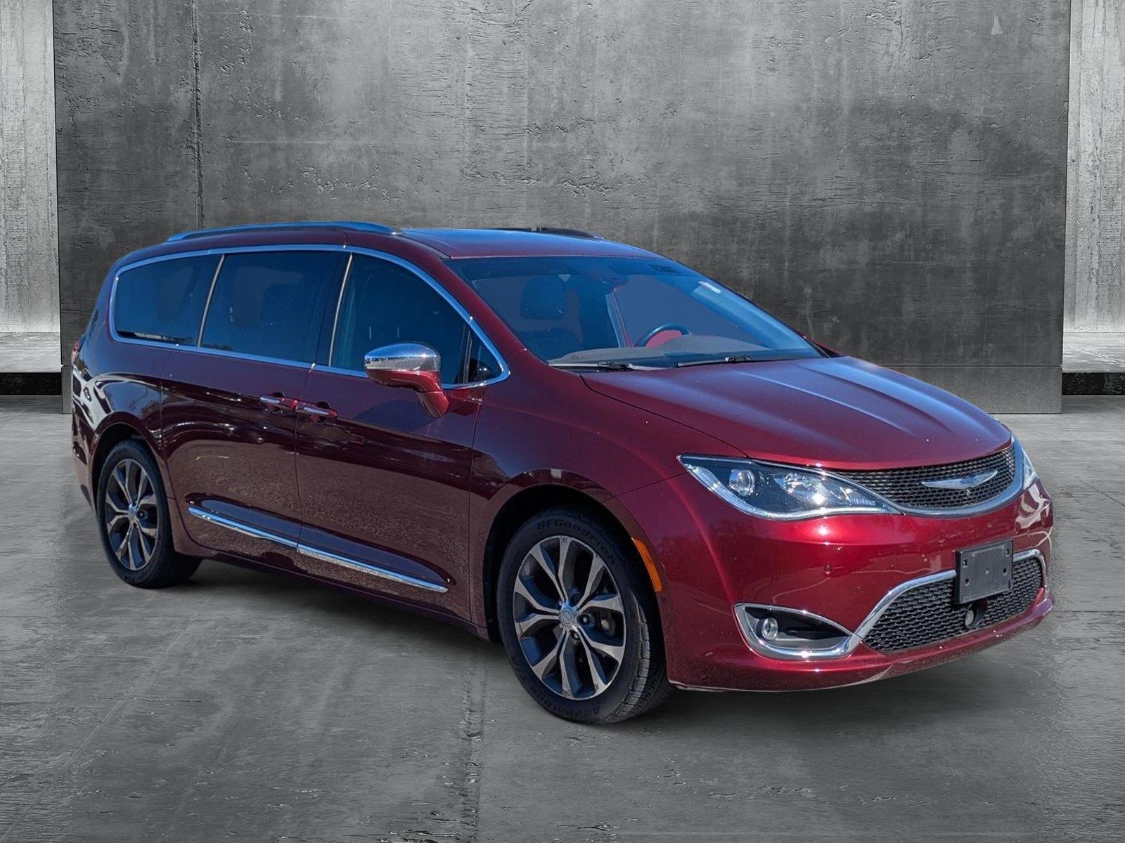 2017 Chrysler Pacifica Vehicle Photo in Clearwater, FL 33761