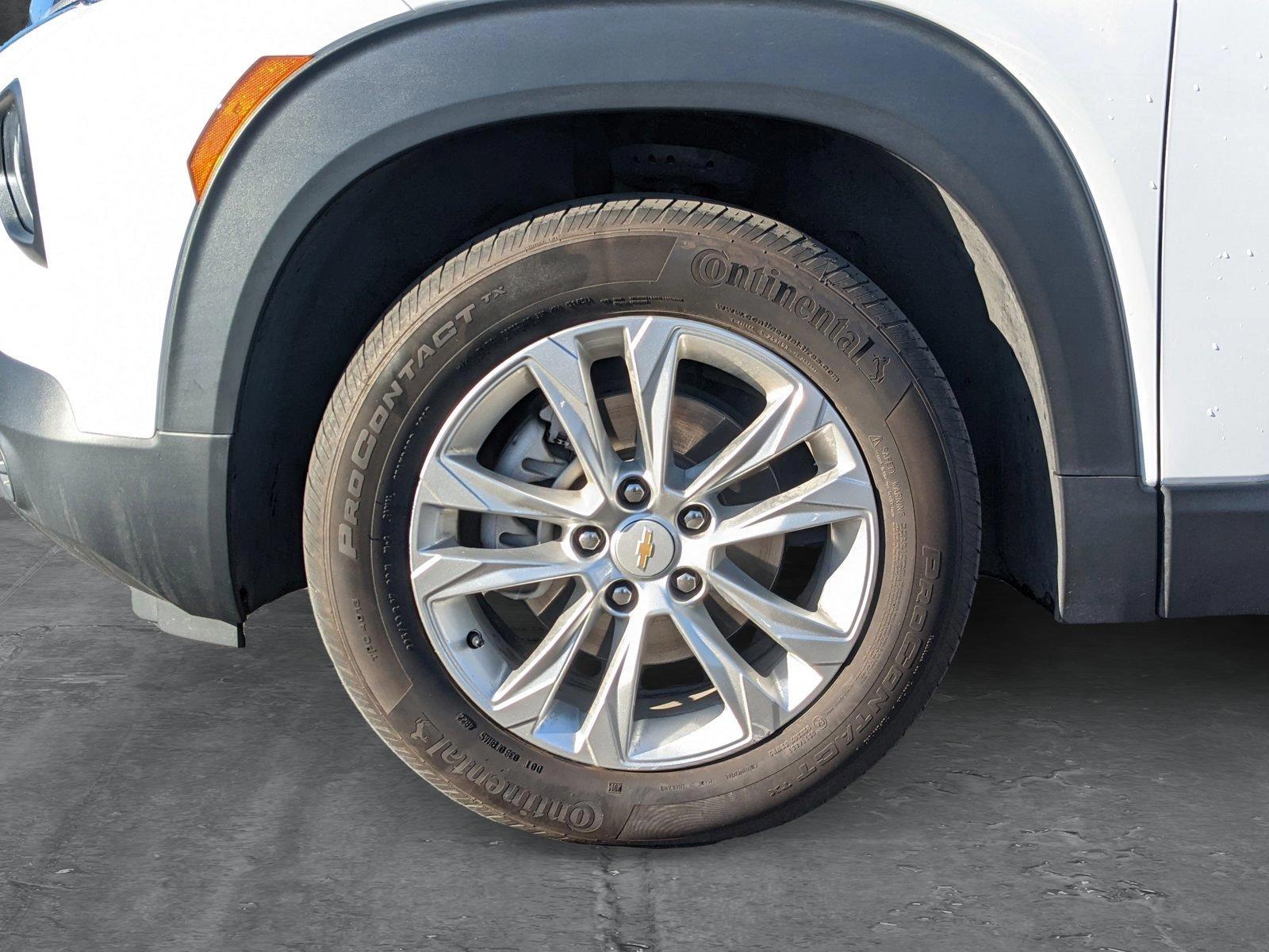 2023 Chevrolet Trailblazer Vehicle Photo in VALENCIA, CA 91355-1705