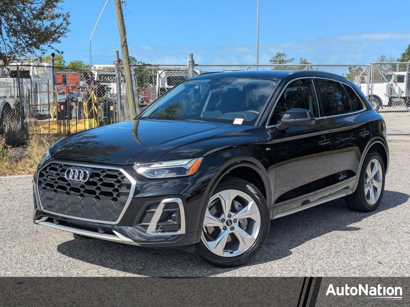 2022 Audi Q5 Vehicle Photo in Sarasota, FL 34231