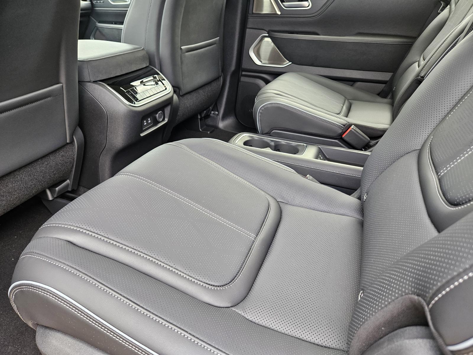 2025 INFINITI QX80 Vehicle Photo in Fort Worth, TX 76132