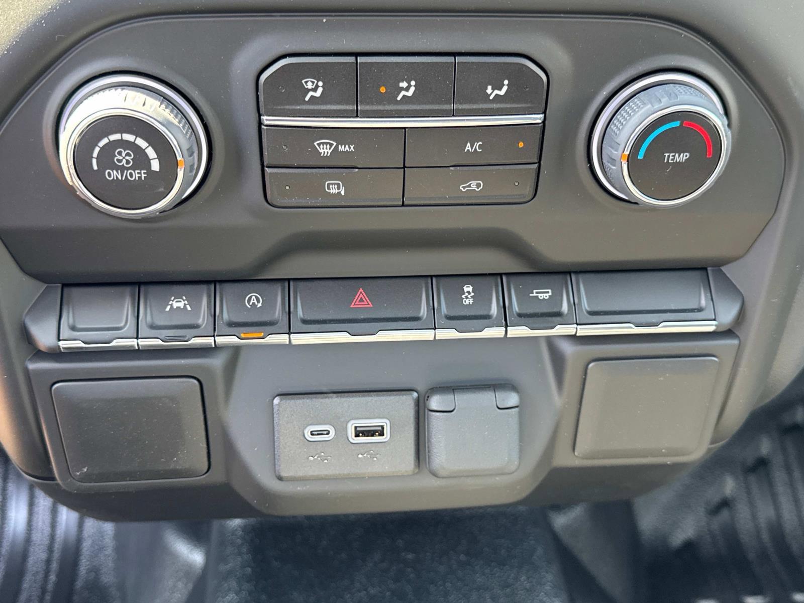 2025 Chevrolet Silverado 1500 Vehicle Photo in LOS ANGELES, CA 90007-3794