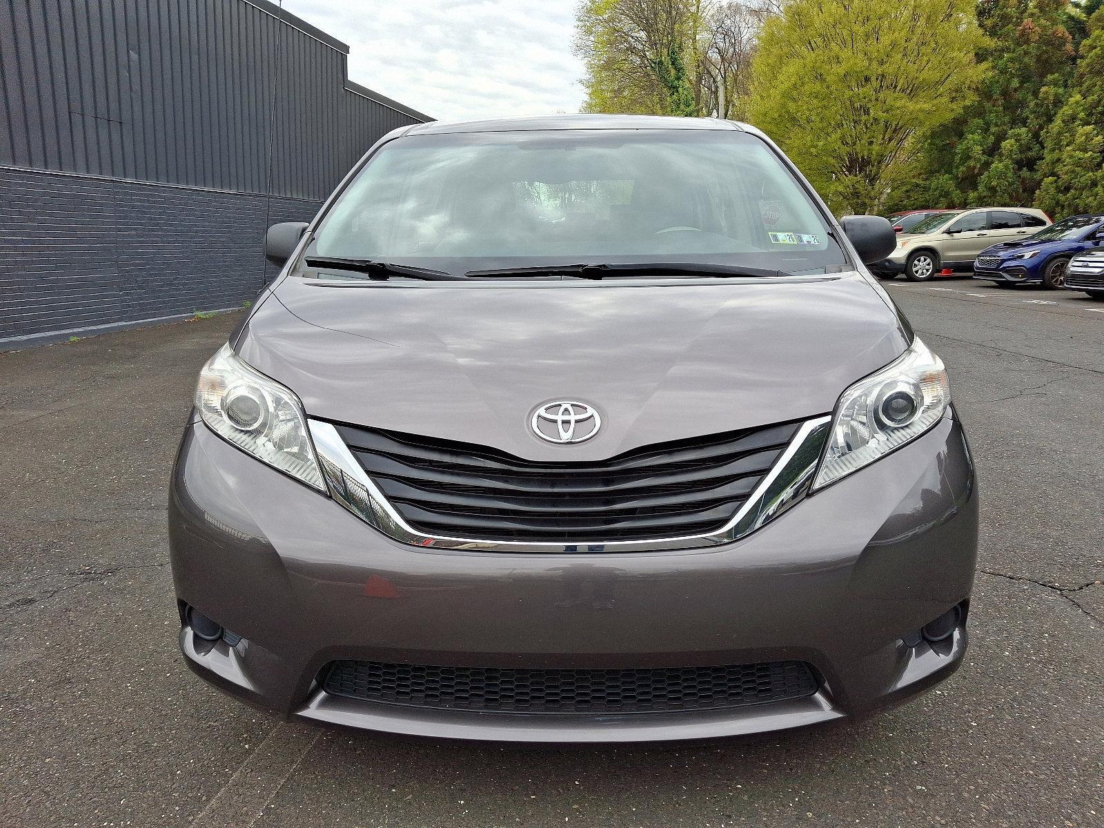 Used 2014 Toyota Sienna L with VIN 5TDZK3DC2ES500740 for sale in Jenkintown, PA