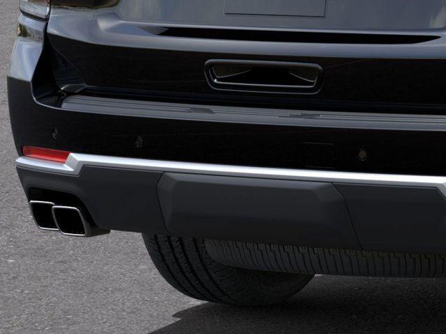 2025 Chevrolet Suburban Vehicle Photo in DANBURY, CT 06810-5034