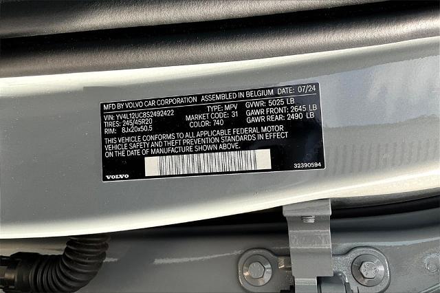 2025 Volvo XC40 Vehicle Photo in Grapevine, TX 76051