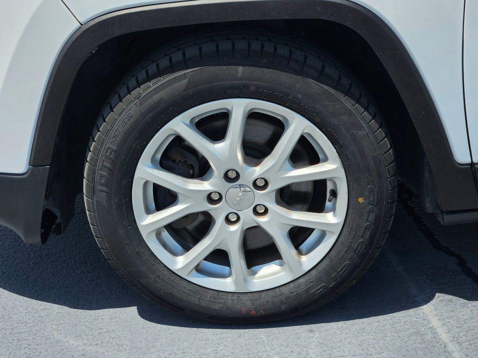 2015 Jeep Cherokee Vehicle Photo in Fort Lauderdale, FL 33316