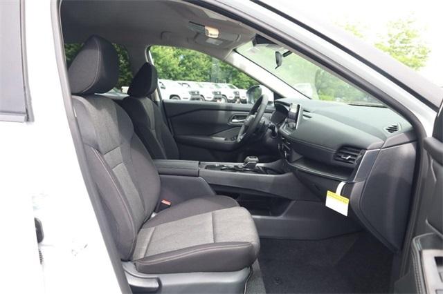 2025 Nissan Rogue Vehicle Photo in Hazelwood, MO 63042