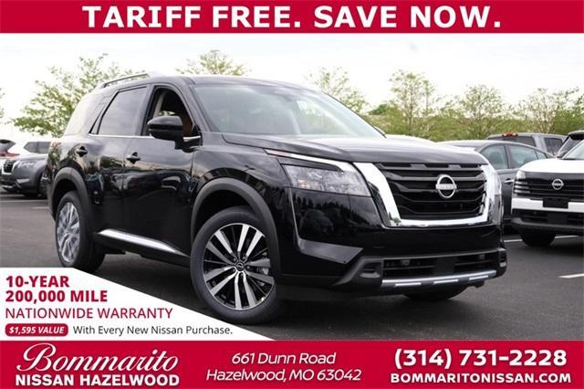 2025 Nissan Pathfinder Vehicle Photo in Hazelwood, MO 63042