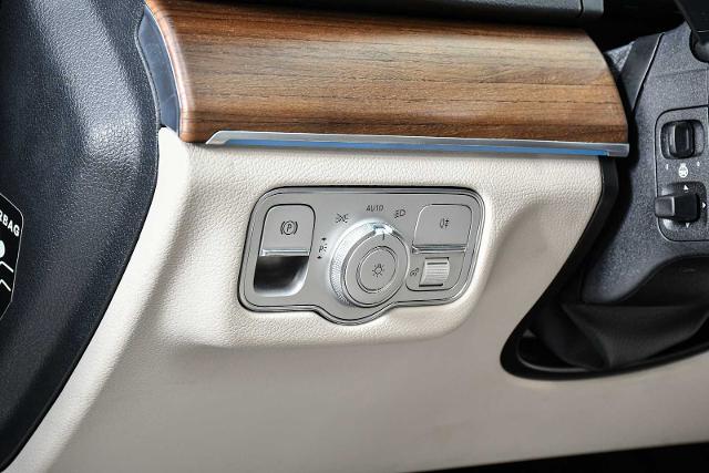 2024 Mercedes-Benz GLE Vehicle Photo in DALLAS, TX 75235
