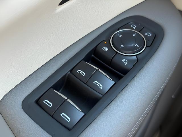2024 Cadillac XT5 Vehicle Photo in MADISON, WI 53713-3220