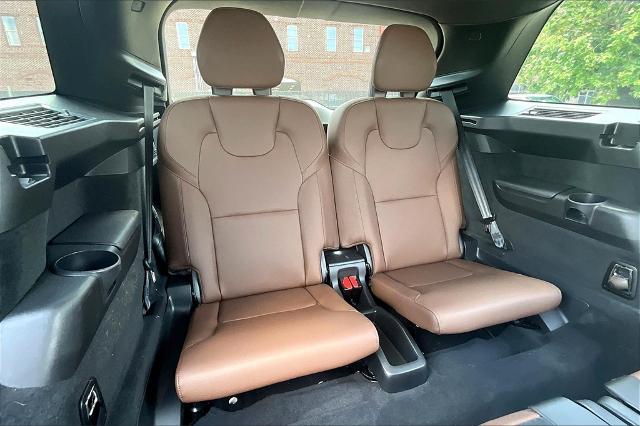 2024 Volvo XC90 Vehicle Photo in Houston, TX 77007