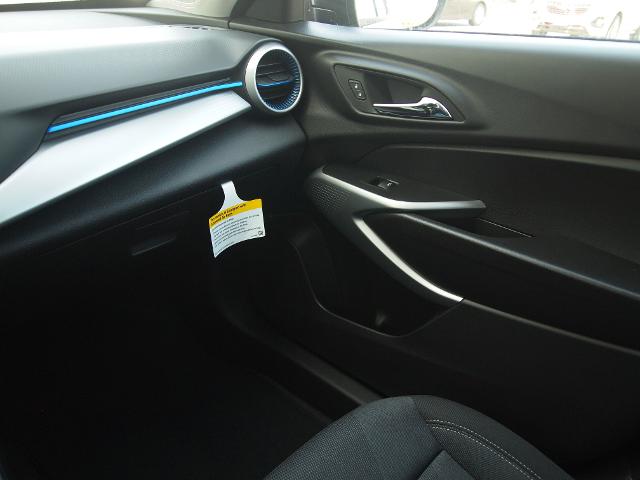 2025 Chevrolet Trax Vehicle Photo in MADISON, IN 47250-1611