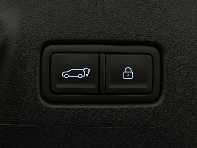2025 Hyundai SANTA FE Hybrid Vehicle Photo in Appleton, WI 54913
