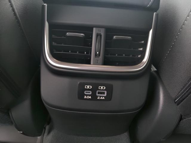 2025 Subaru Outback Vehicle Photo in Green Bay, WI 54304