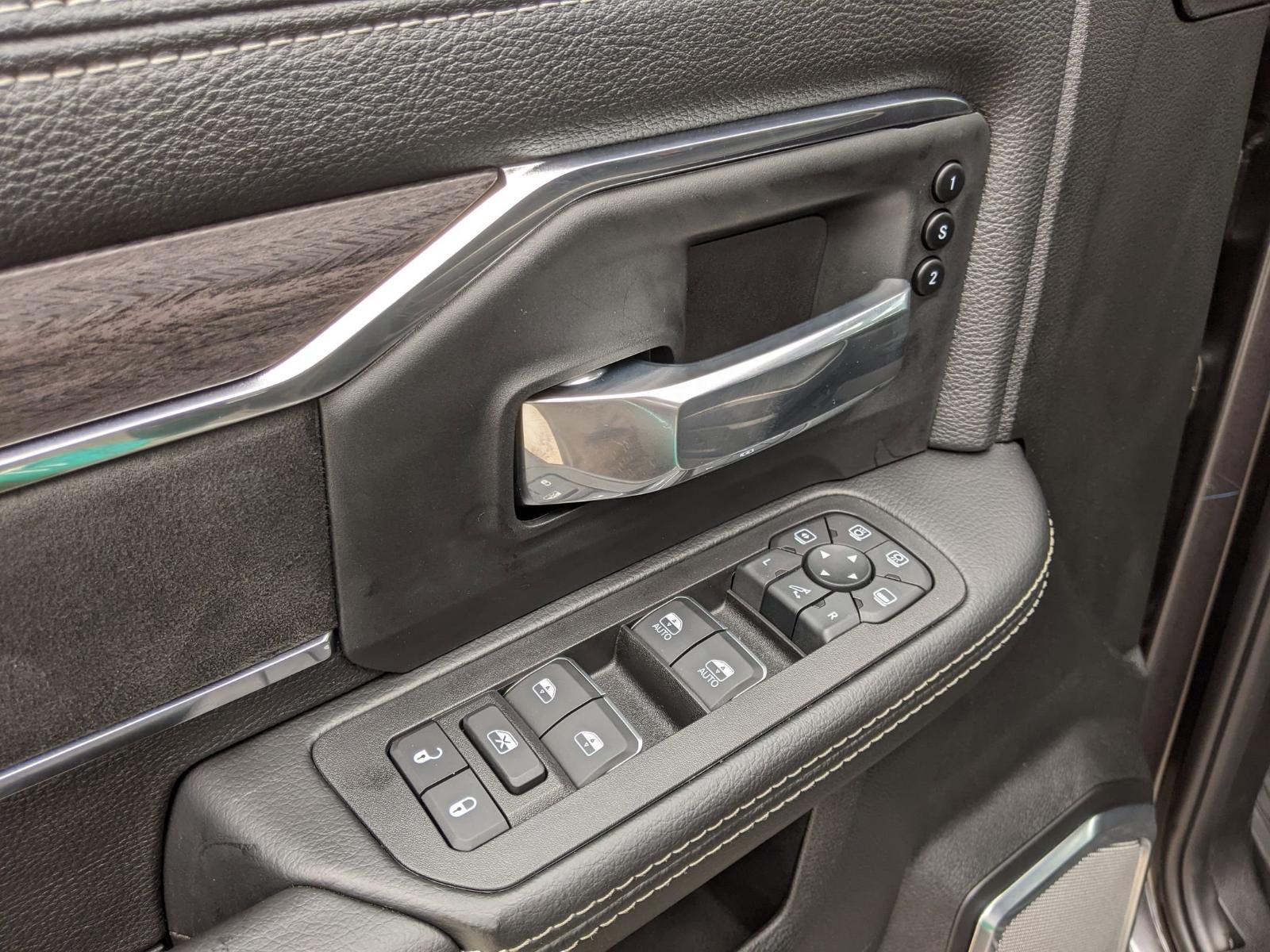 2025 Ram 3500 Vehicle Photo in Seguin, TX 78155