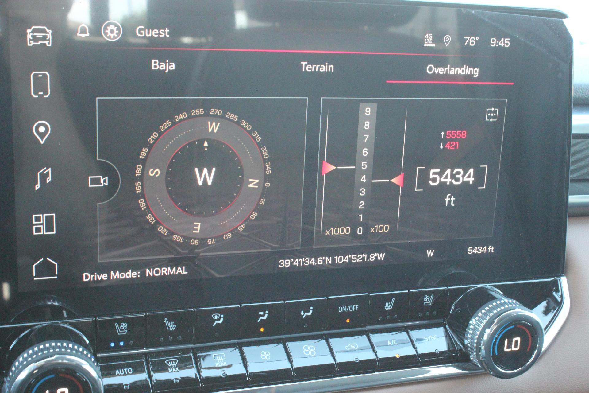 2025 GMC Canyon Vehicle Photo in AURORA, CO 80012-4011
