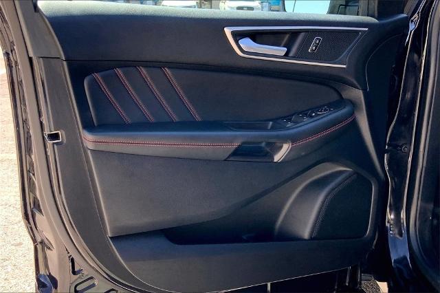 2024 Ford Edge Vehicle Photo in Kansas City, MO 64114