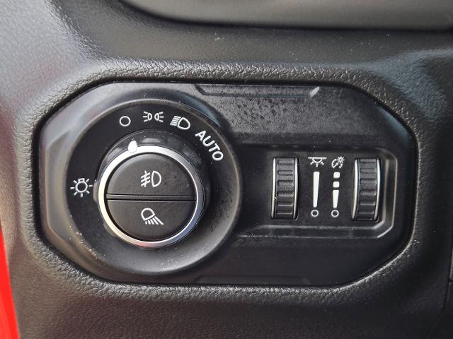 2021 Jeep Gladiator Vehicle Photo in Weatherford, TX 76087