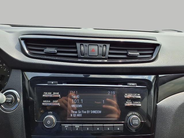 2017 Nissan Rogue Sport Vehicle Photo in Oshkosh, WI 54904