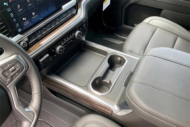 2025 Chevrolet Silverado 2500 HD Vehicle Photo in INDEPENDENCE, MO 64055-1314