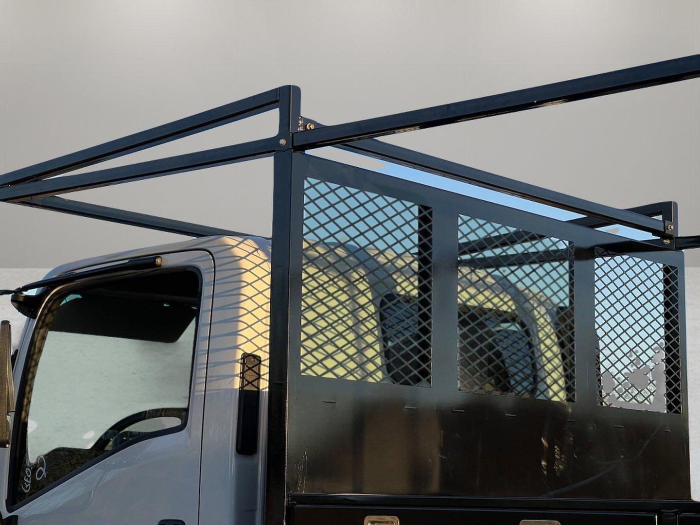 2024 Chevrolet Low Cab Forward 4500 Vehicle Photo in GEORGETOWN, TX 78626-7508