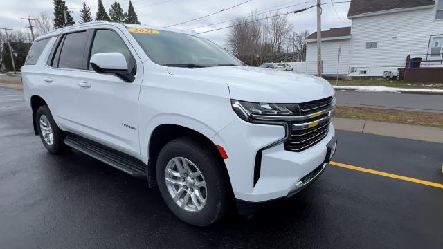 2021 Chevrolet Tahoe Vehicle Photo in MASSENA, NY 13662-2255