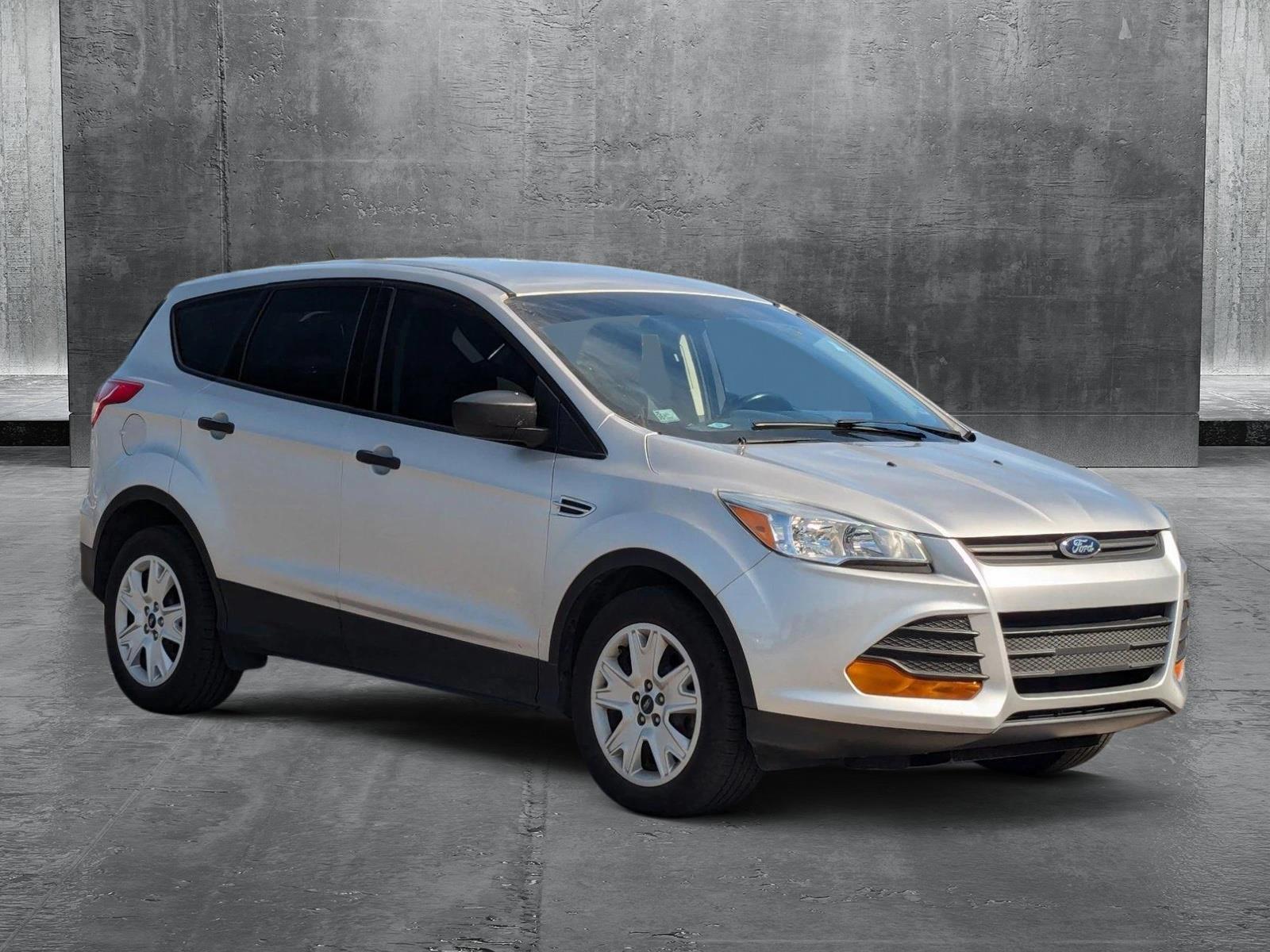 2016 Ford Escape Vehicle Photo in St. Petersburg, FL 33713