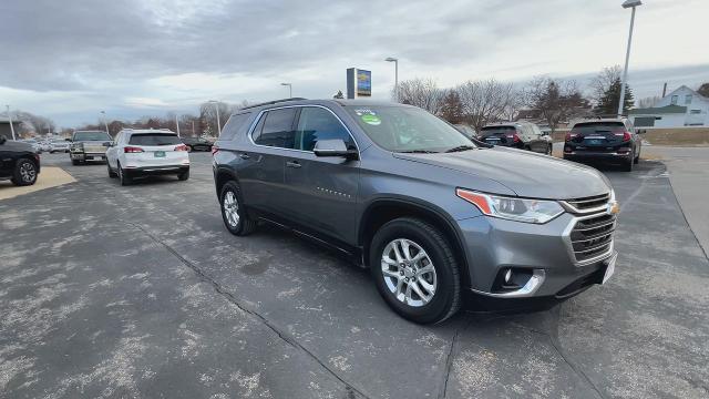 Used 2019 Chevrolet Traverse 1LT with VIN 1GNEVGKW9KJ147388 for sale in Lewiston, Minnesota