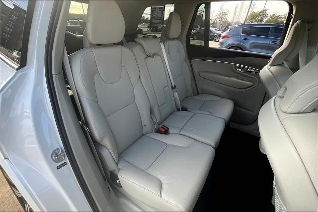 2025 Volvo XC90 Vehicle Photo in Houston, TX 77007